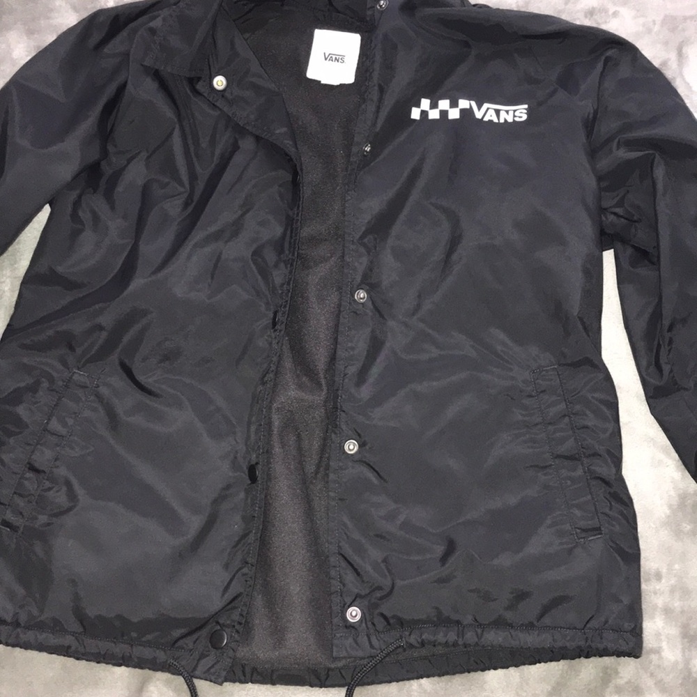 vans windbreaker